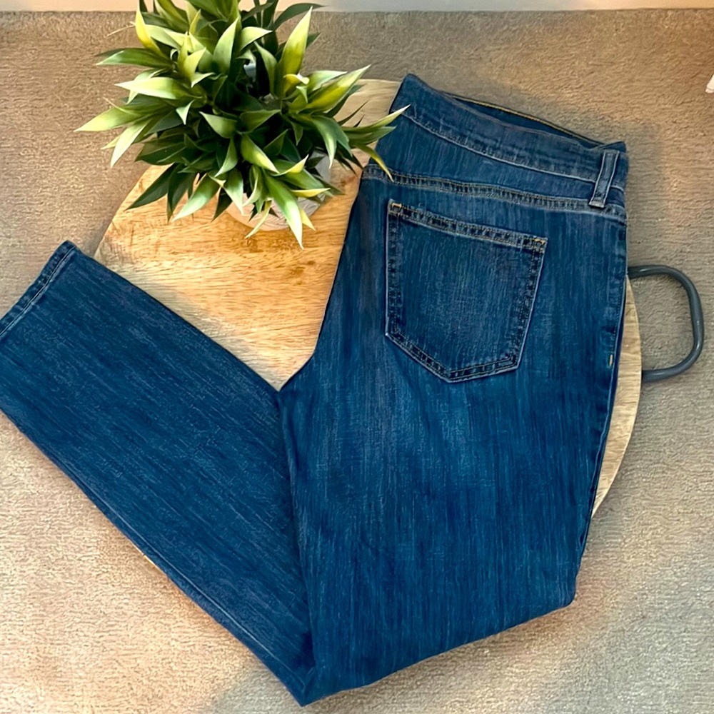 Old Navy Flirt Fit Jeans